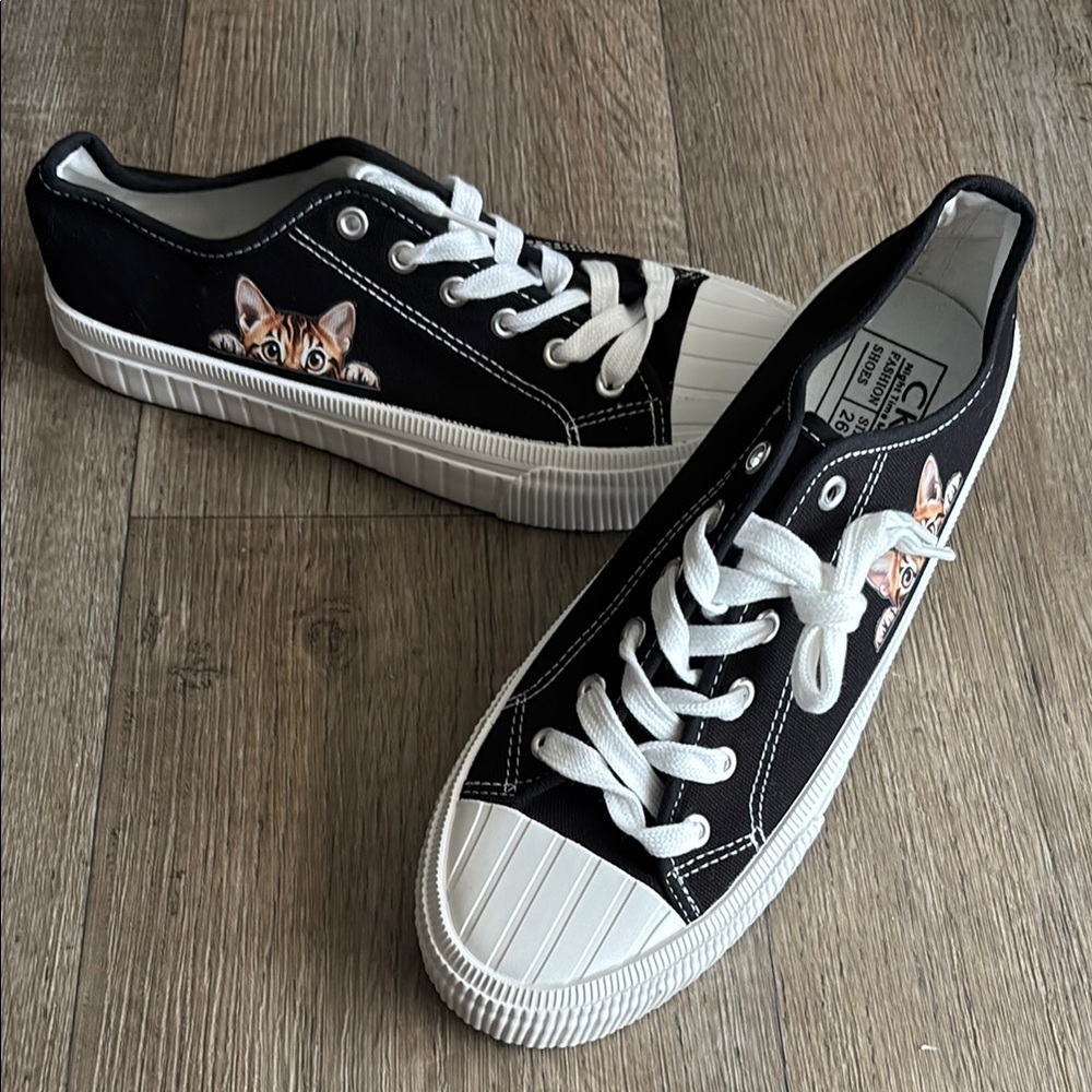 NEW Black CAT Sneakers 10 10.5 9.5 9 women’s shoes cat design white versatile